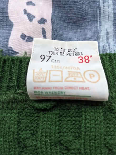 Photo of free Green jumper (ex WRVS) (Caversham Park RG4) #2