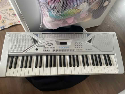 Photo of free Electronic Keyboard (Welwyn Garden City AL7) #1