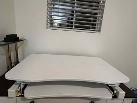 Photo of free Up and Down Desk on tabletop (4s Ranch) #1
