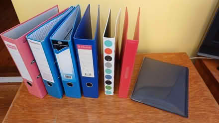 Photo of free A4 Ringbinders + Presentation File (Emsworth PO10) #1