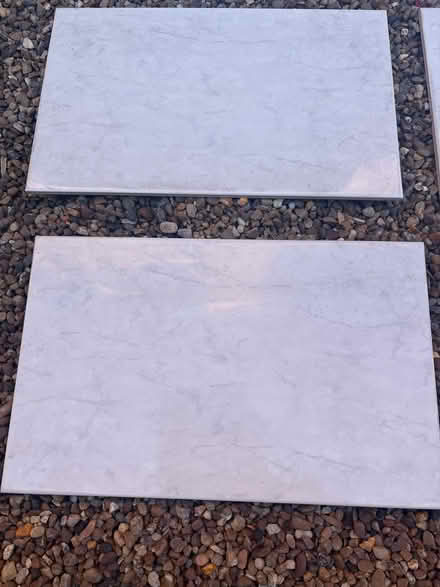 Photo of free White marbled ceramic tiles (Birchwood LN6) #2
