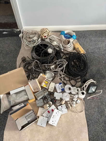 Photo of free Job lot of electrical bits (Gosport town PO12) #1