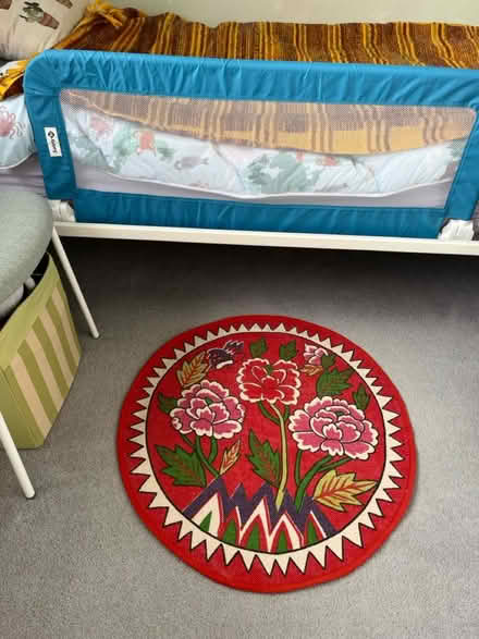 Photo of free Colourful flower bedside rug (Henley-on-Thames RG9) #2