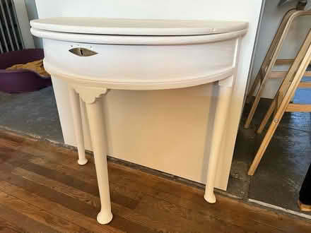 Photo of free Half moon console table (PO21 Aldwick) #1