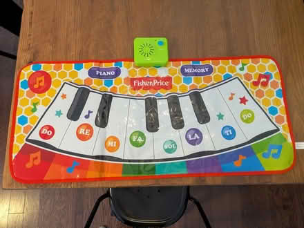 Photo of free Fisher Price play piano (Merivale and Baseline) #1