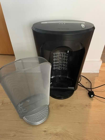 Photo of free paper shredder (Cherrywood) #2