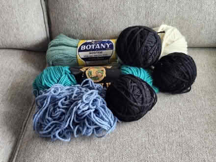 Photo of free Chunky Yarn (Schaumburg & Barrington Rds) #2