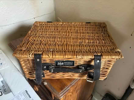 Photo of free Small wicker basket (Doddinghurst CM15) #1
