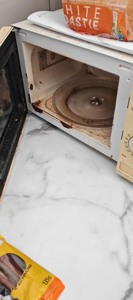 Photo of free Microwave (Sunniside NE16) #2