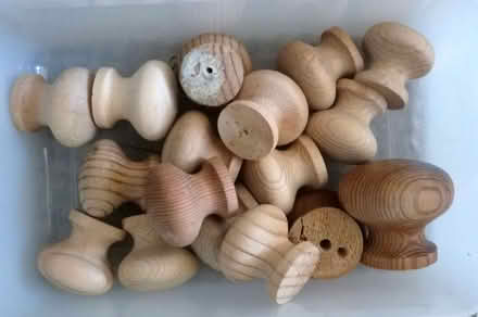 Photo of free Small drawer knobs (Bridlington YO16) #1