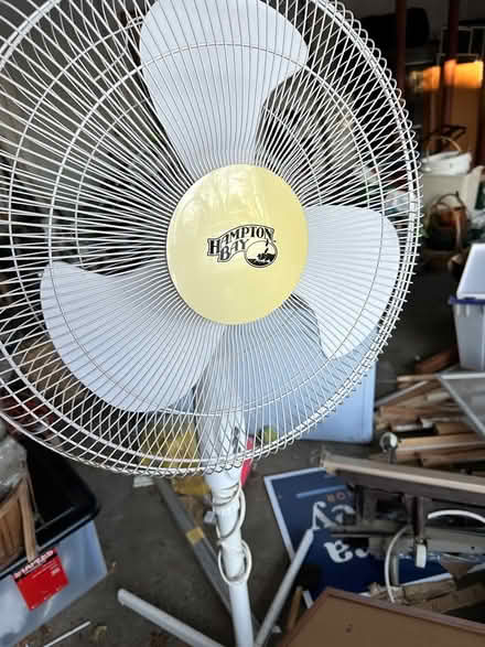 Photo of free standing fan (Arlington Center) #1