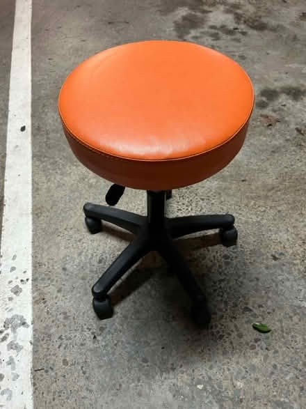 Photo of free Stool (G42) #1