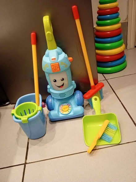 Photo of free hoover/mop/bucket brush set (Richmond TW9) #1