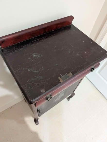 Photo of free Antique music cabinet (Near Wegmans Allentown) #4