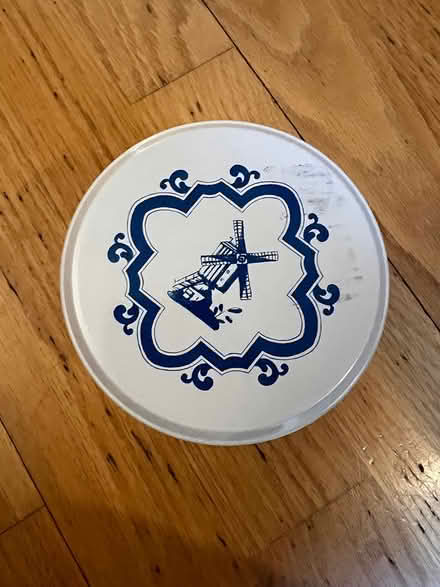 Photo of free Small cookie tin (Porter Square) #2