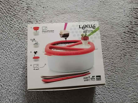 Photo of free Microwave fondue set (OX3 Wood Farm) #2