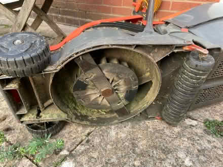 Photo of free Lawnmower (Kenilworth CV8) #3