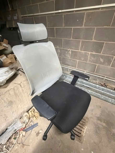 Photo of free Office chair (Bermondsey) #3