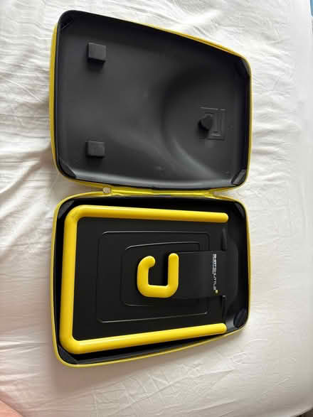 Photo of free ‘Shirt shuttle’ packing case (Elephant and Castle) #2