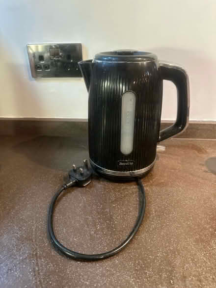 Photo of free Breville Kettle (BS23) #1