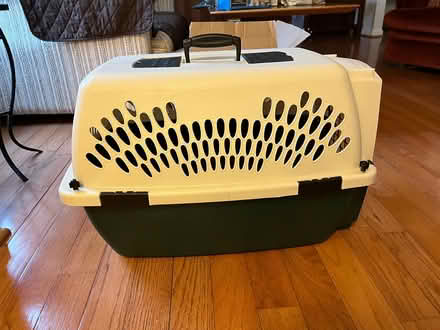 Photo of free 24-inch pet carrier w/ handle (Derwood, MD) #1