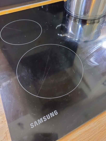Photo of free Built in Electric Ceramic hob x 3 zones (New Malden KT3) #1