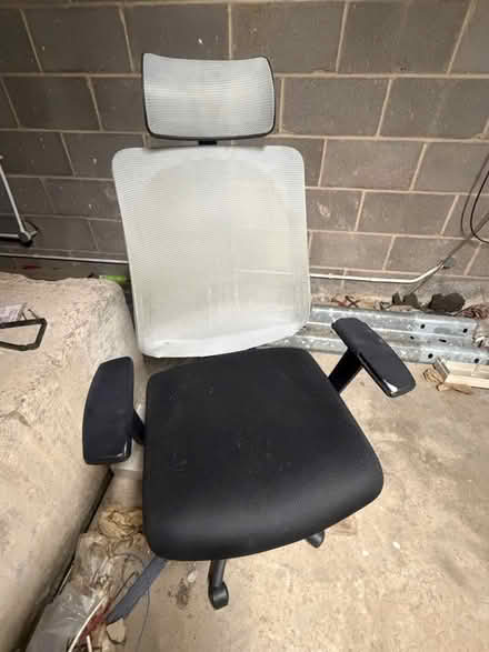 Photo of free Office chair (Bermondsey) #1