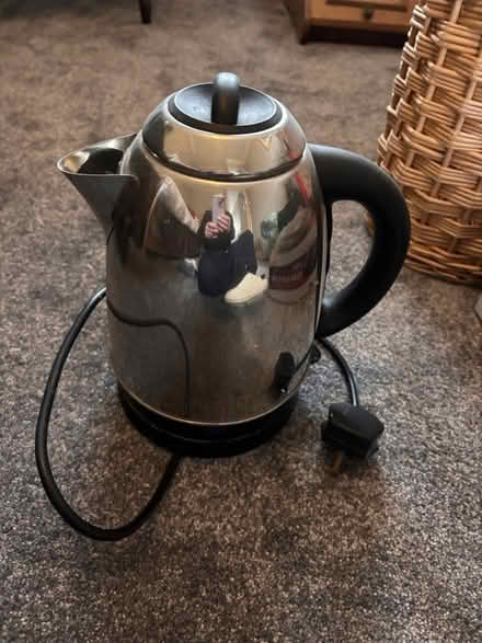 Photo of free Cordless kettle (UpperHale GU9) #1