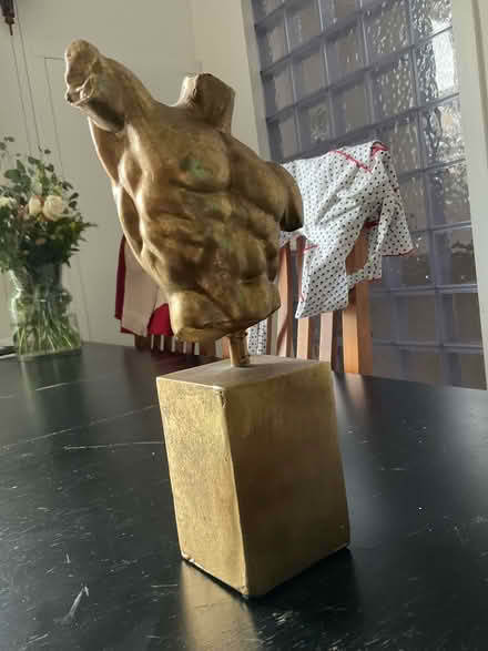 Photo of free Golden bust statue (Hampstead, mw3) #1