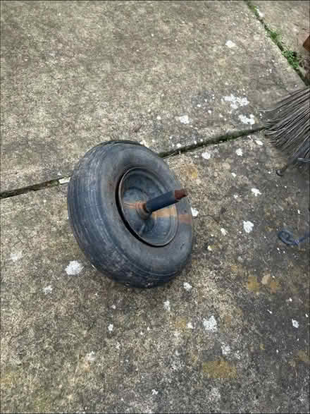 Photo of free Wheelbarrow tire (River rd) #1