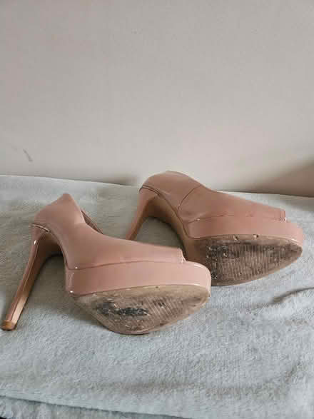 Photo of free Dorothy Perkins Size 6 Heels (Shiregreen S5 0AN) #2