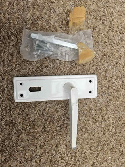 Photo of free Door handle with spindle and screws (E4 Chingford) #1