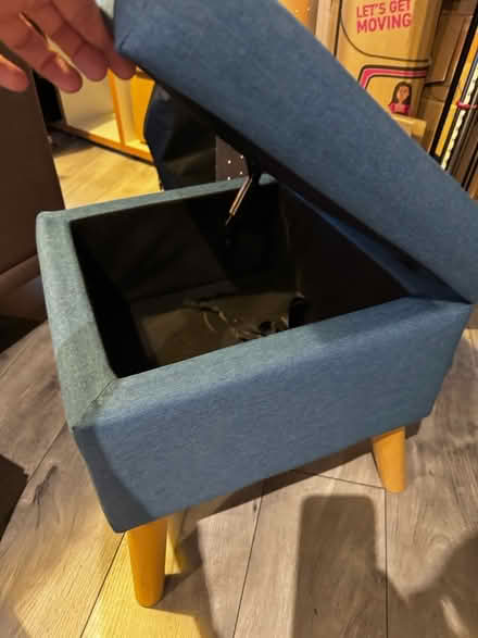 Photo of free Small Living Room Poof (SE18 5GE) #2