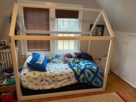 Photo of free House shaped bed frame (Chevy Chase) #1