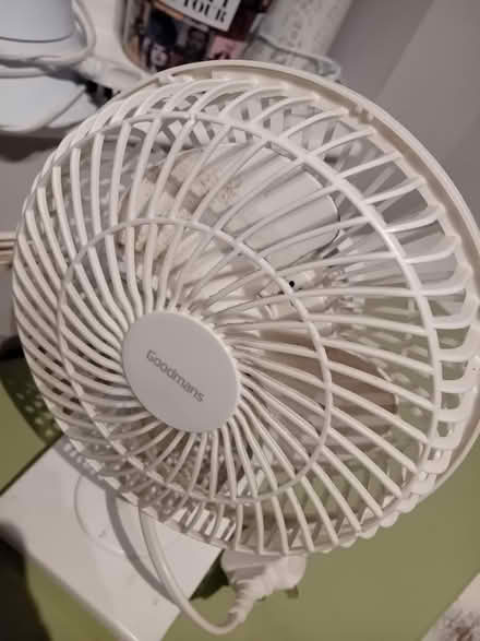 Photo of free Desk top fan (MK42) #2
