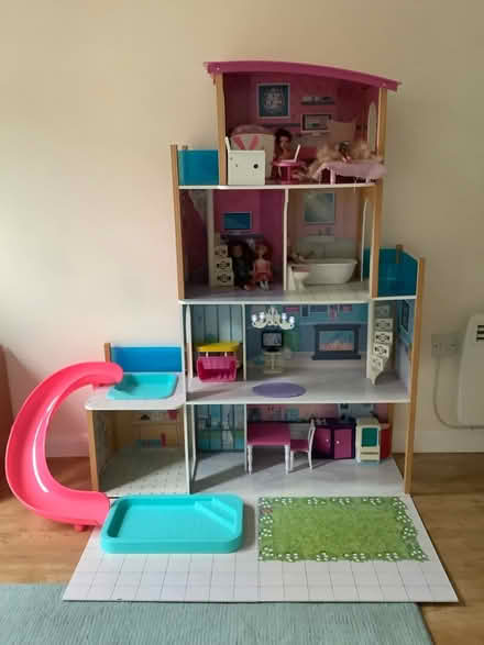 Photo of free Three storey Barbie house (Shoreham Beach. BN43) #1