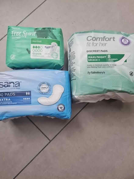 Photo of free Pads (Putney SW15) #2