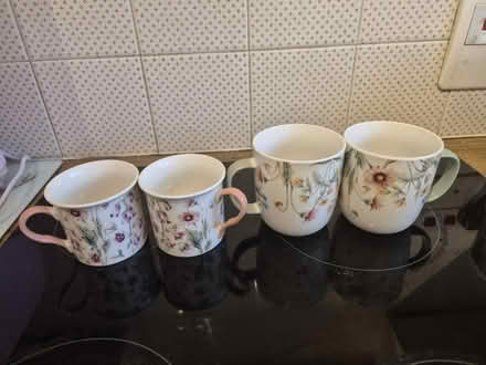 Photo of free 4 pretty mugs/cups (Drayton PO6) #1