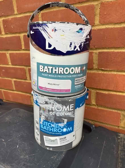 Photo of free Bathroom paint (Cheshunt EN7) #1