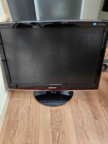 Photo of free 🖥️ One Computer Monitor (Orleans) #1
