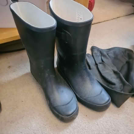 Photo of free Wellington Boots Size 5 Slim (TW7) #4