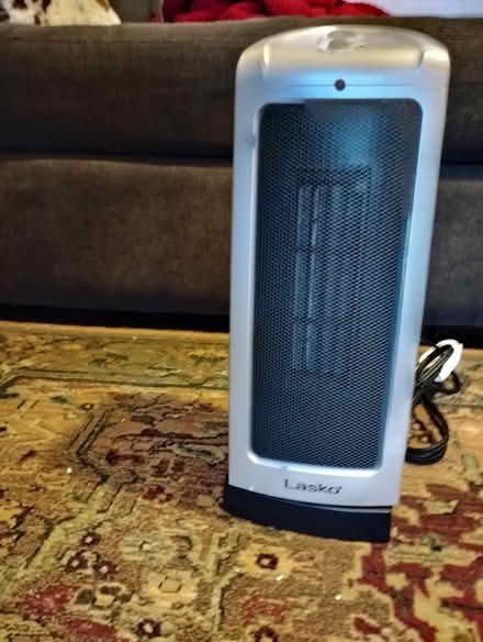 Photo of free Space Heater (West End bet. Dupont & Georgtn) #1