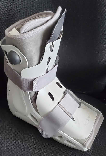 Photo of free Foot Air Cast size L (Near Experimental Farm) #2