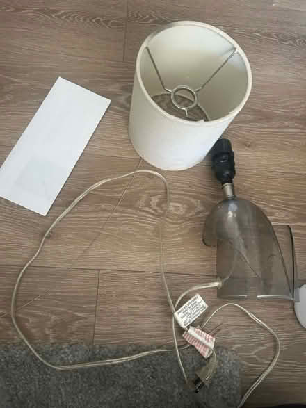 Photo of free Broken lamp for parts? Shade? (Hollywood/Los Feliz) #1