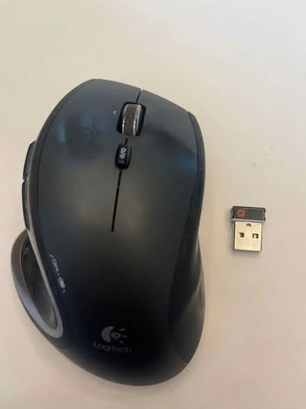 Photo of free Logitech wireless mouse (Cleveland Park) #1