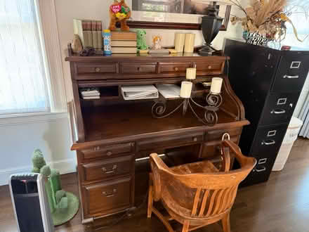 Photo of free Desk (Hillsborough) #2