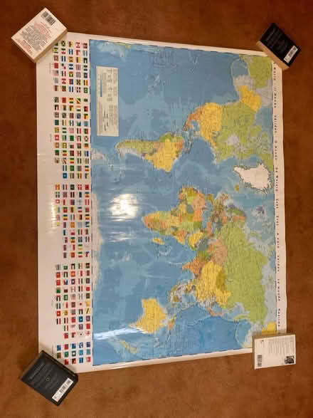 Photo of free World map plus flags (Street BA16) #1