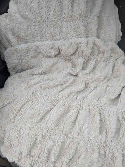 Photo of free Mrs hinch faux king size bedding (Bedford MK40) #1