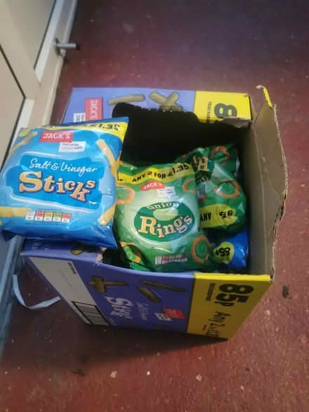 Photo of free onion rings and chips sticks (TN34 amhurst) #1