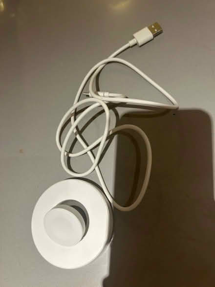 Photo of free Apple watch charger (Mortlake SW13) #1